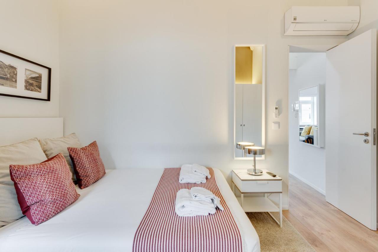 Tiara Downtown Apartments By Da'Home OOporto Exteriör bild