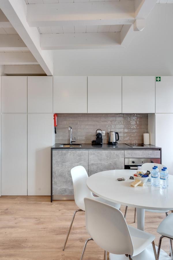 Tiara Downtown Apartments By Da'Home OOporto Exteriör bild